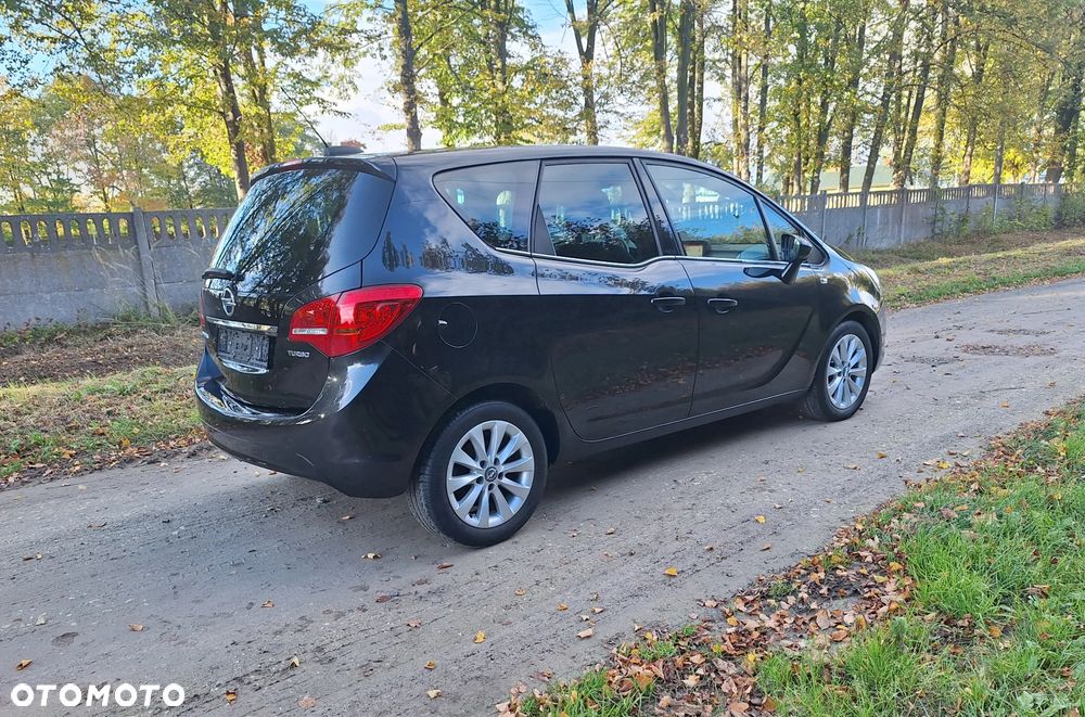 Opel Meriva 2015 photo 2