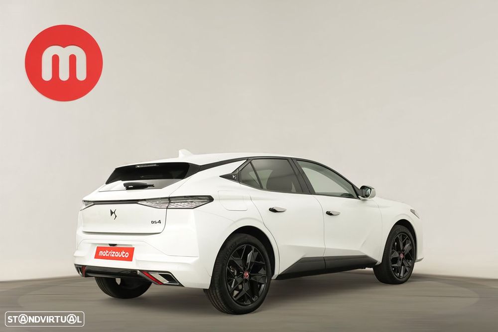 DS DS4 1.2 PureTech Performance Line EAT8 - 4