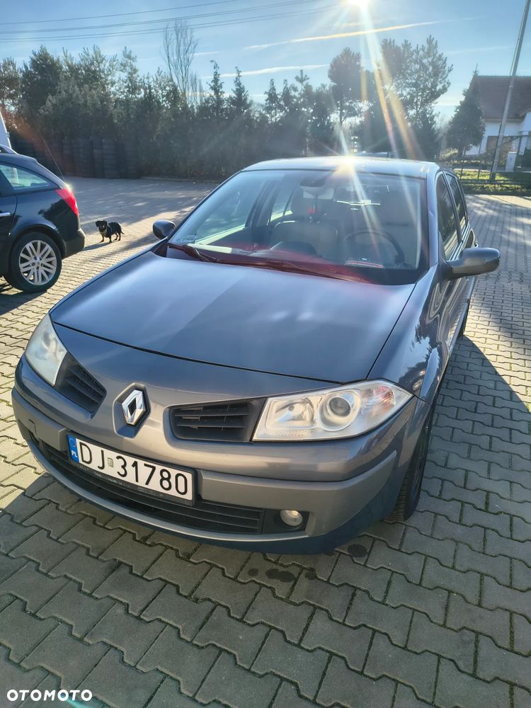 Renault Megane 1.6 16V Confort Expression - 1