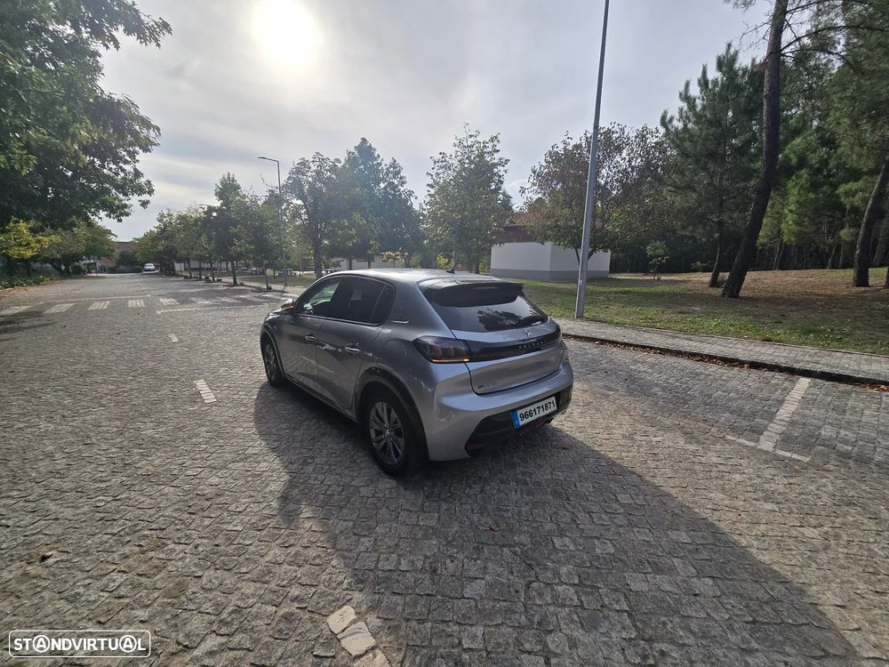 Peugeot e-208 50 kWh Allure Pack - 13