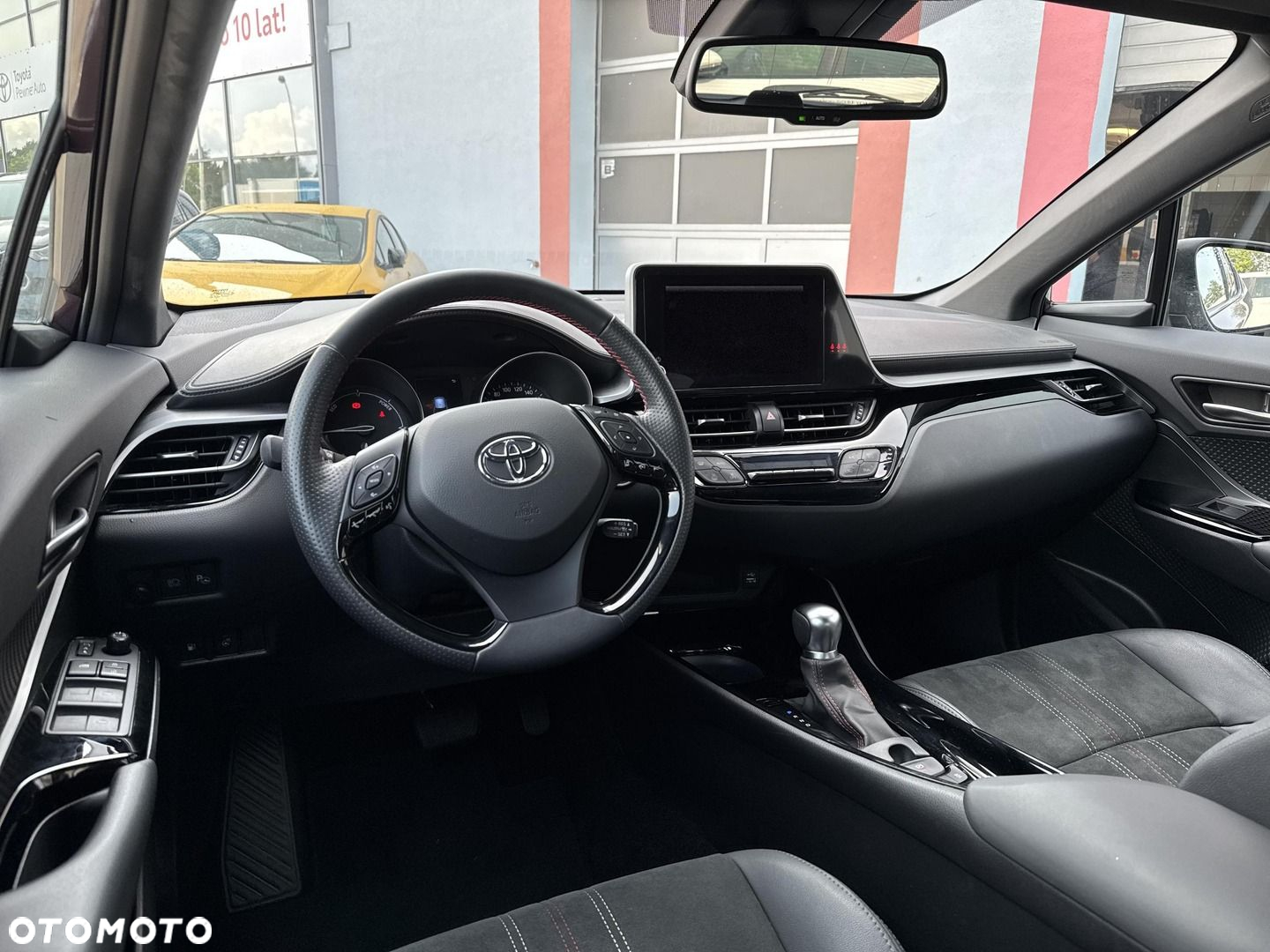 Toyota C-HR - 13