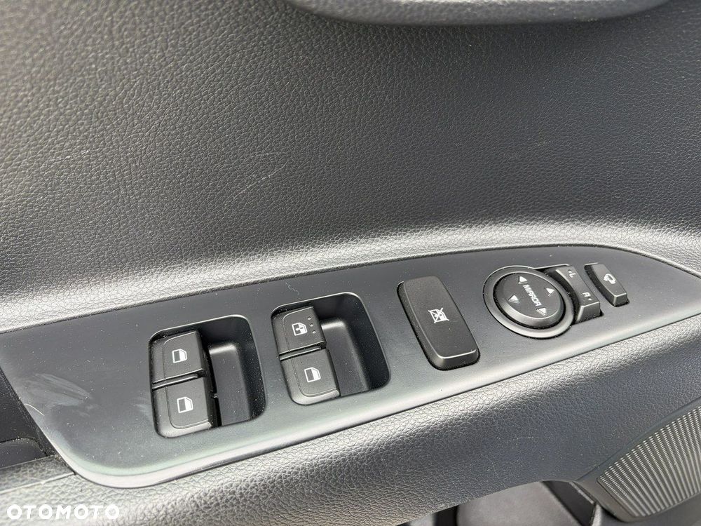 Kia Stonic - 21