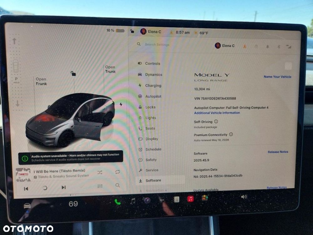 Tesla Model Y - 12