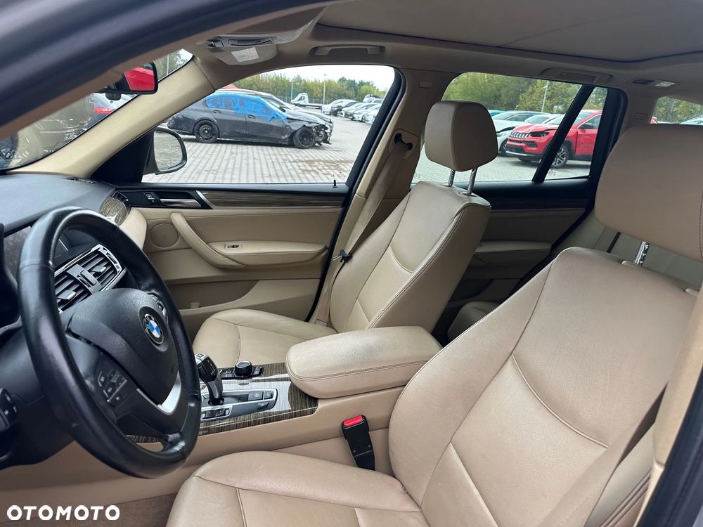 BMW X3 xDrive28i - 13