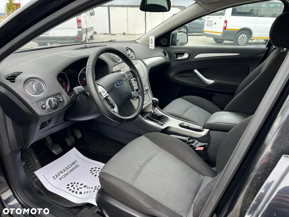 Ford Mondeo - 10