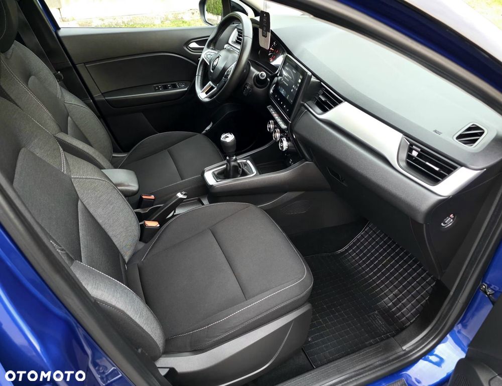 Renault Captur - 24