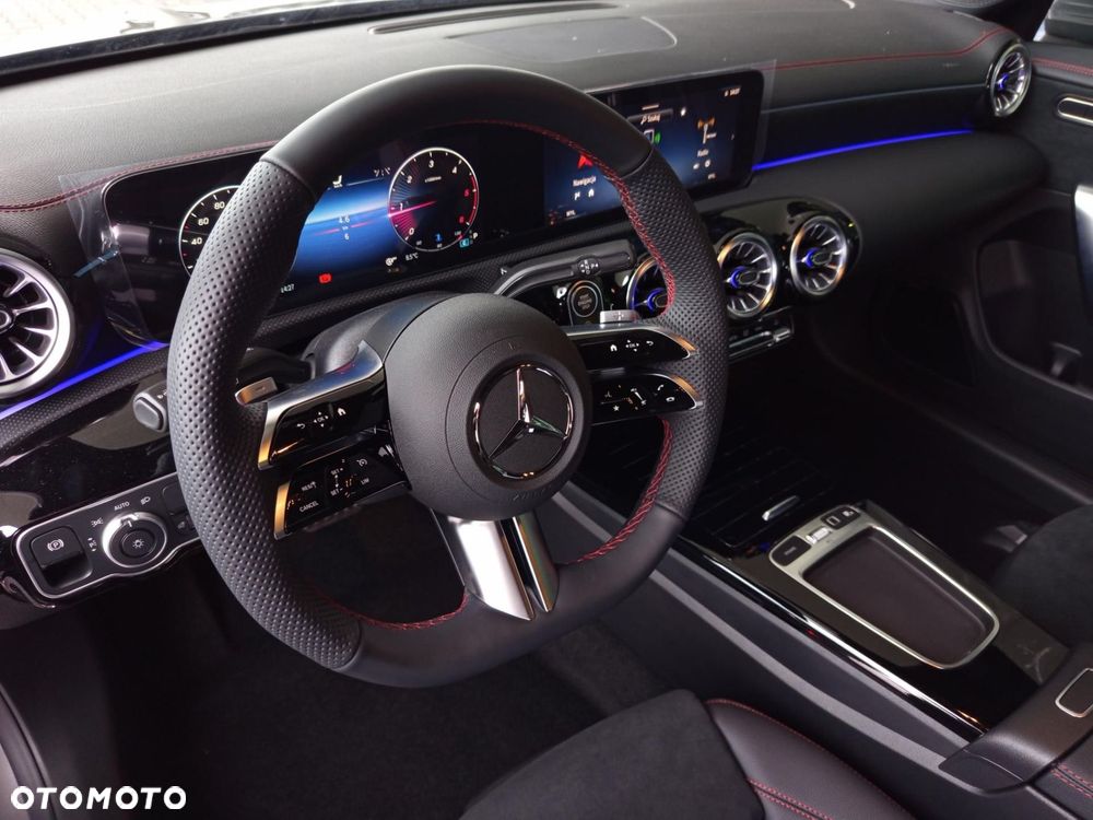 Mercedes-Benz CLA - 6