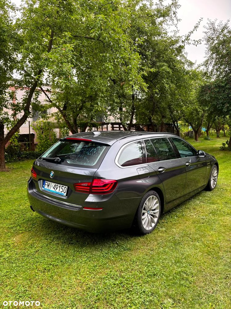 BMW Seria 5 520d Luxury Line - 12