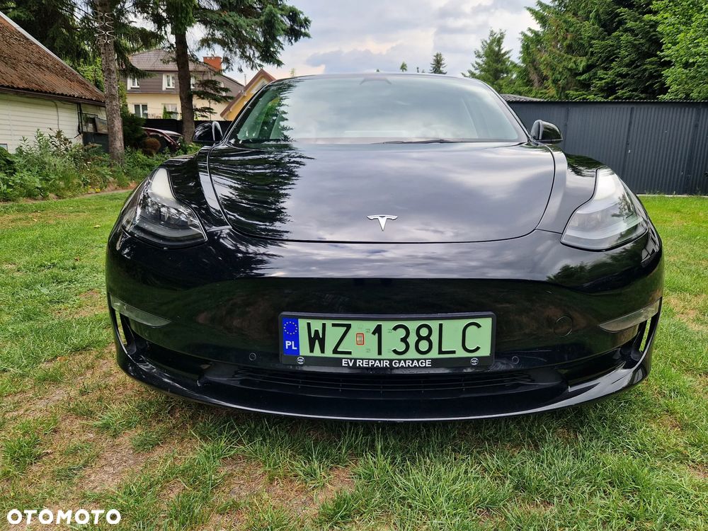 Tesla Model 3 Langstreckenbatterie Allradantrieb Dual Motor Performance - 8