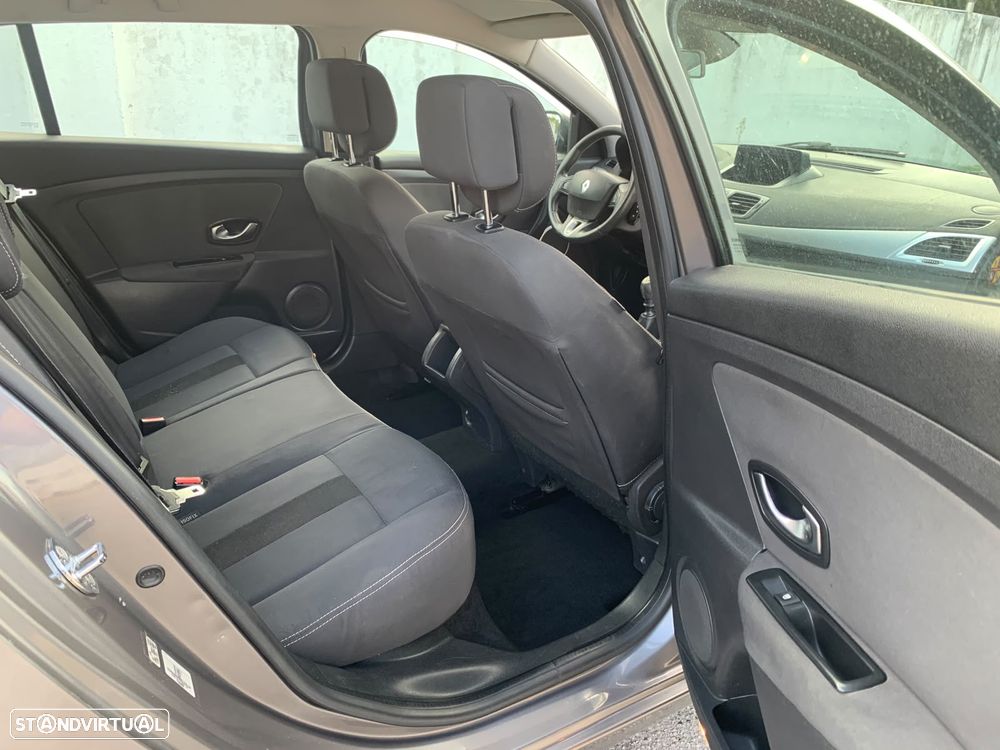 Renault Mégane Sport Tourer 1.5 dCi Dynamique S - 15