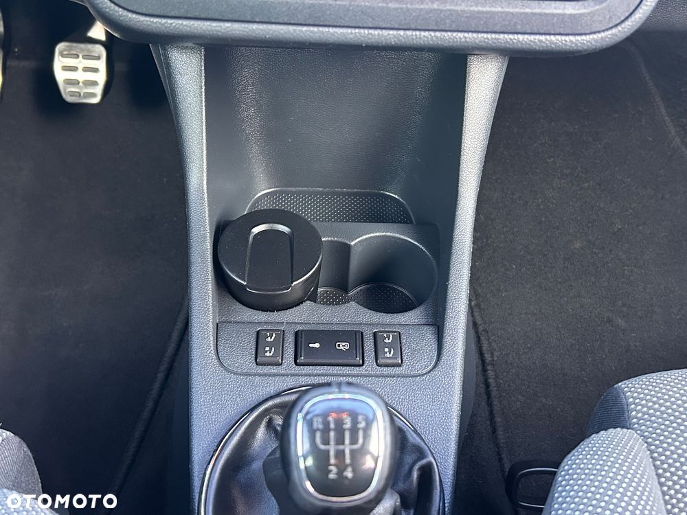 Skoda Fabia 1.2 TSI Monte Carlo - 30