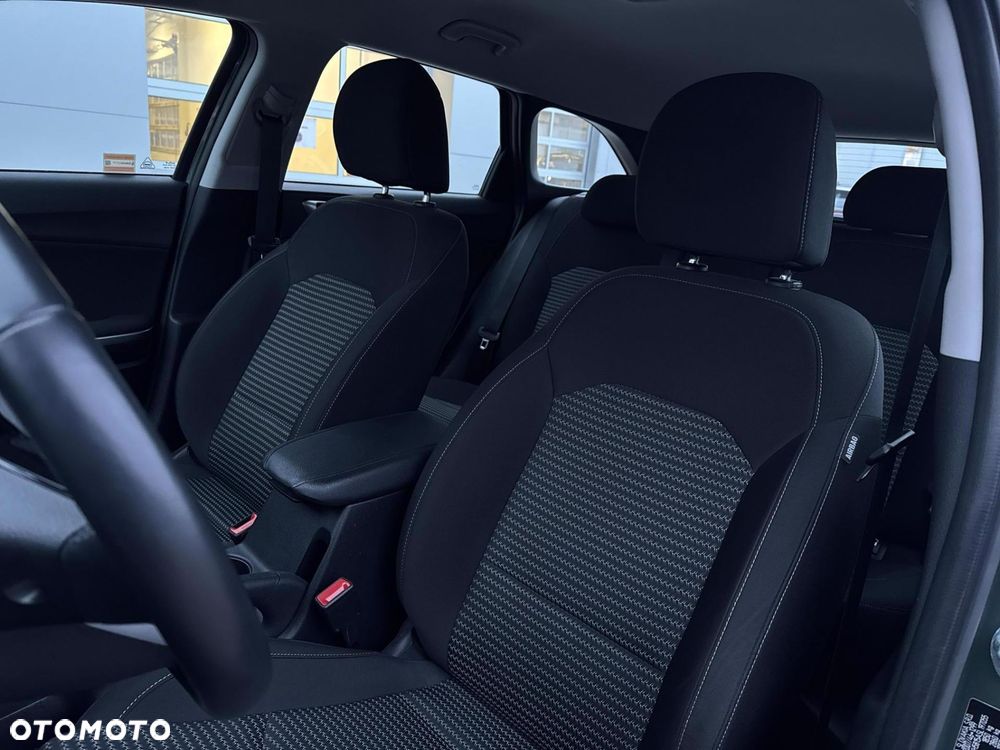 Kia Ceed 1.5 T-GDI M - 11