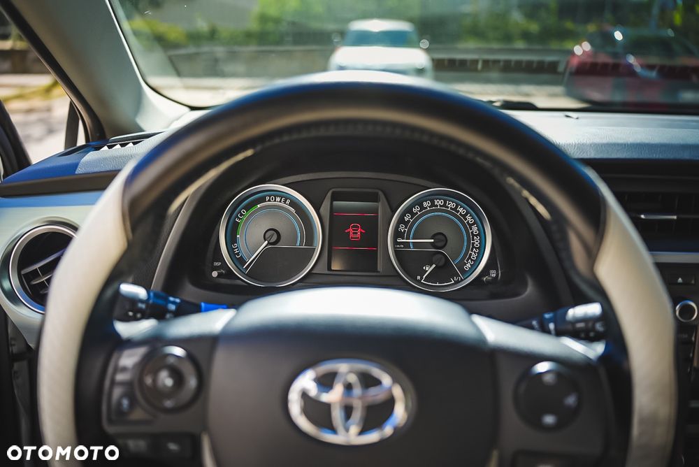Toyota Auris - 21