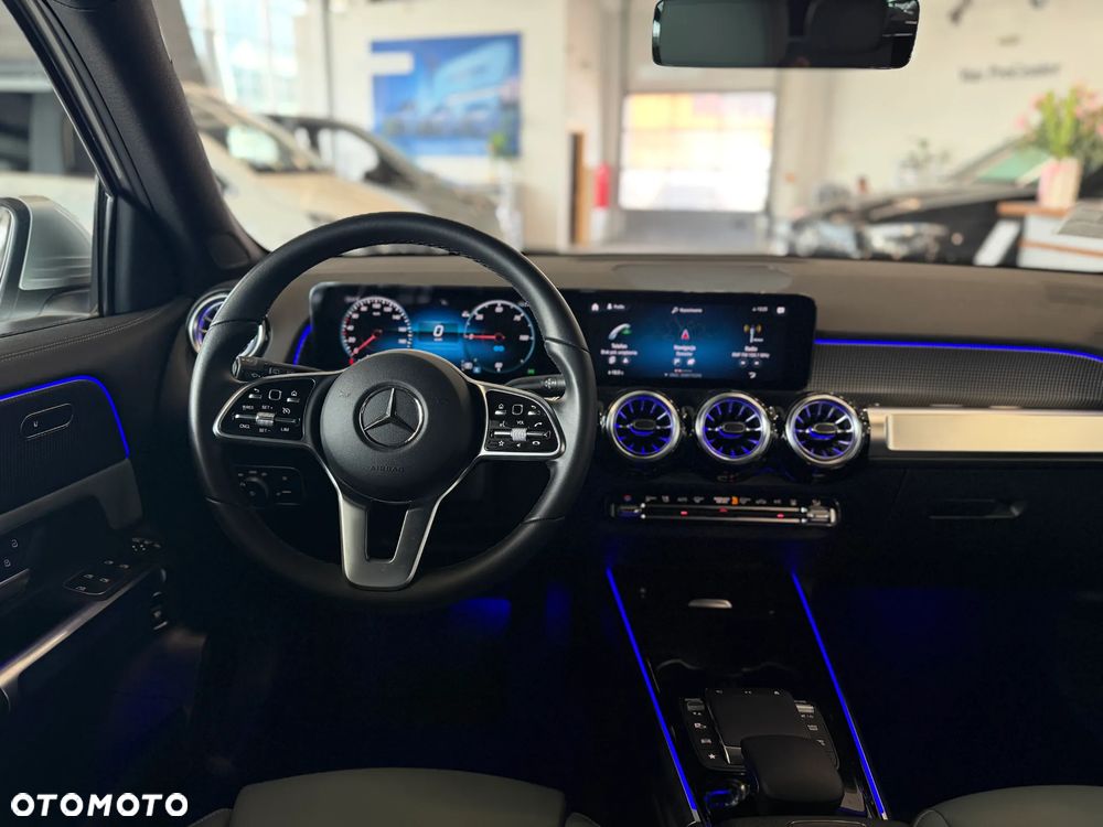 Mercedes-Benz EQB 300 66.5kWh 4-Matic Electric Art - 9