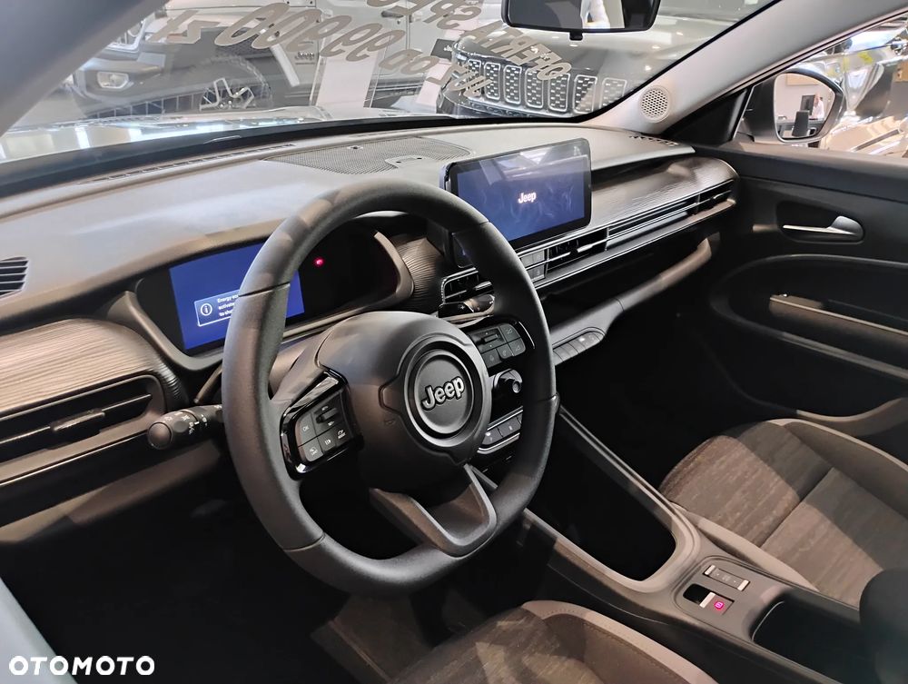 Jeep Avenger 1.2 T3 mHEV Longitude FWD eDCT6 - 5