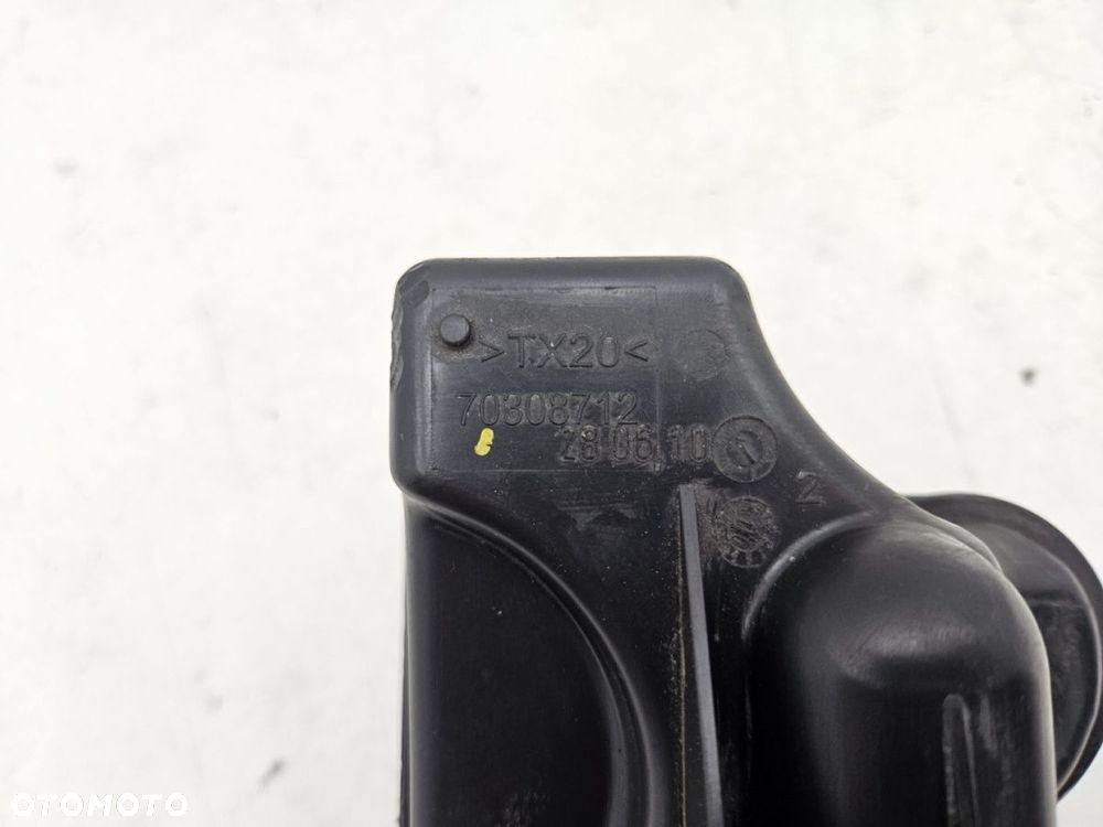 Rezonator BMW E81 E82 E87 X1 E84 E90 E92 F25 silnik N52 N53 2.5i 3.0i rura dolotu powietrza 7560300 - 8