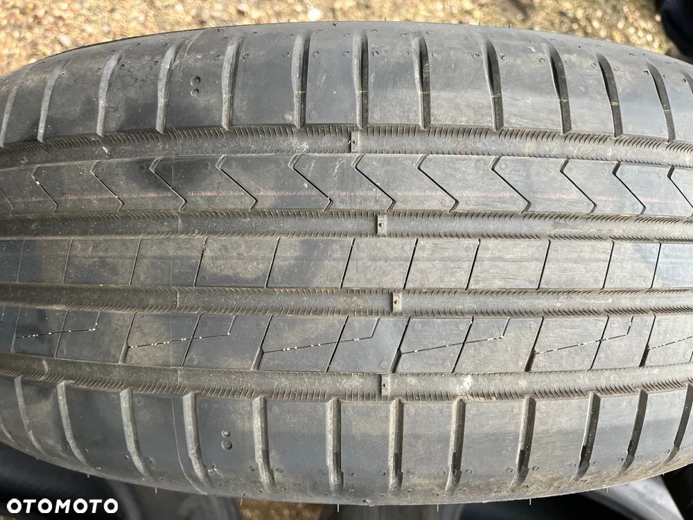 Hankook Ventus Prime 4 215/65R17 - 3