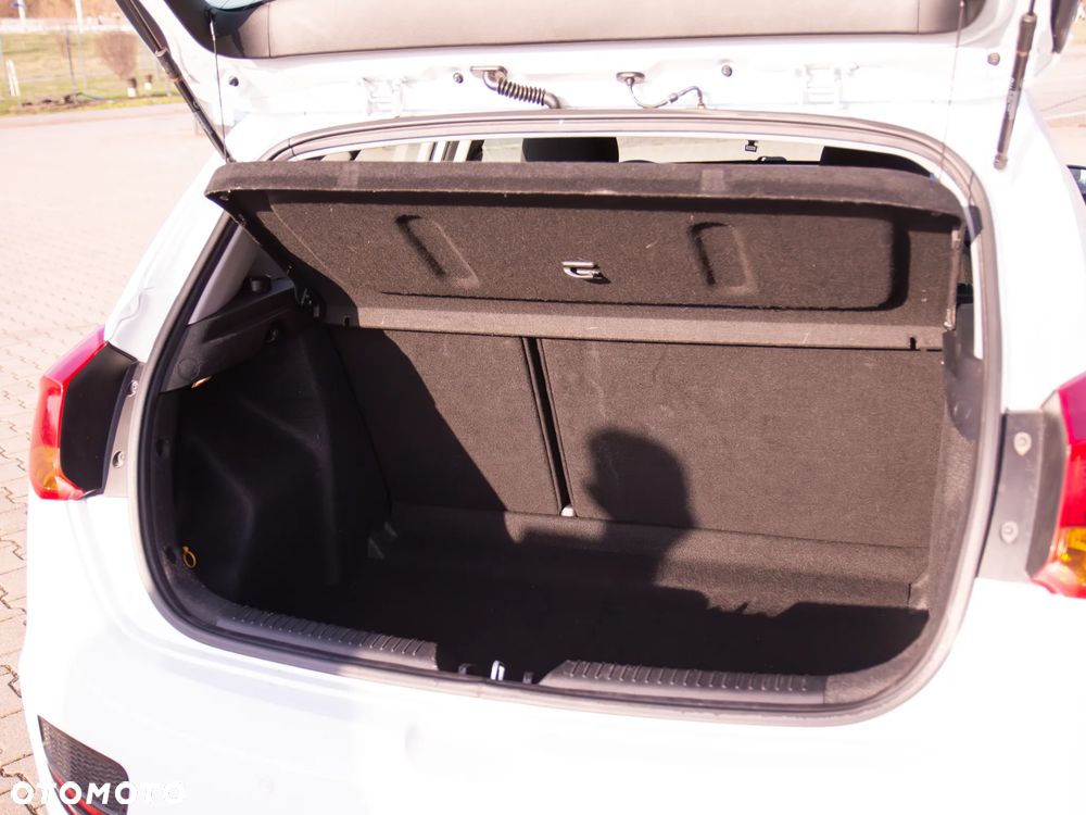Kia Ceed 1.6 CRDi M - 13