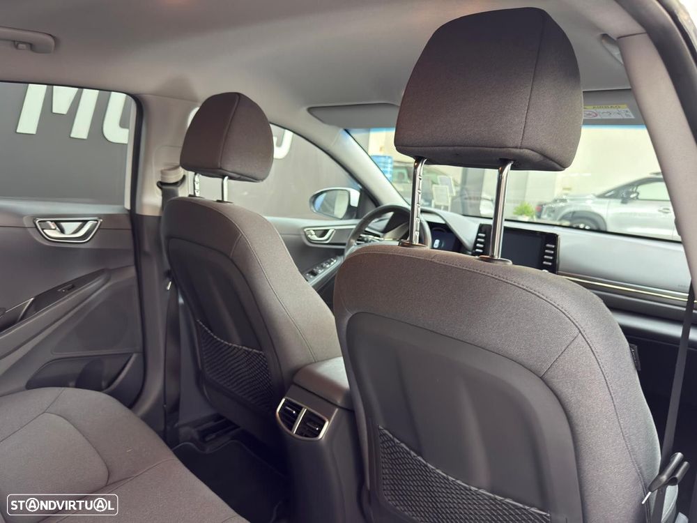 Hyundai Ioniq 1.6 GDI PHEV Pack Plus - 43