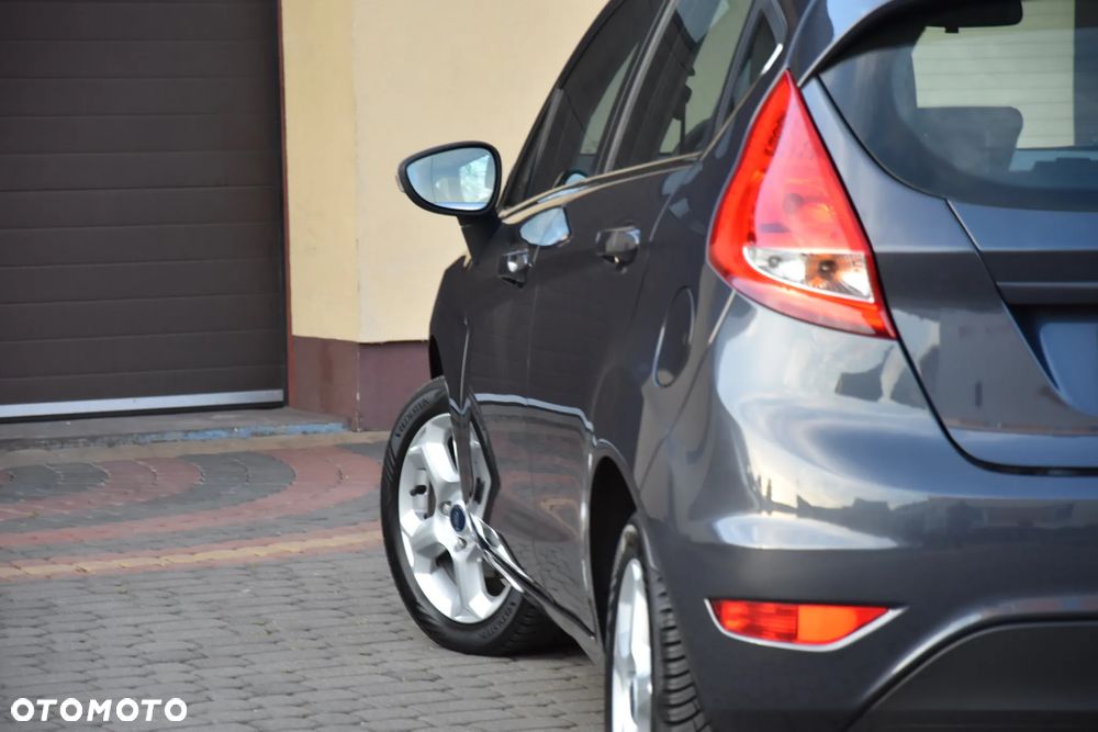 Ford Fiesta 1.25 Titanium EU5 - 11