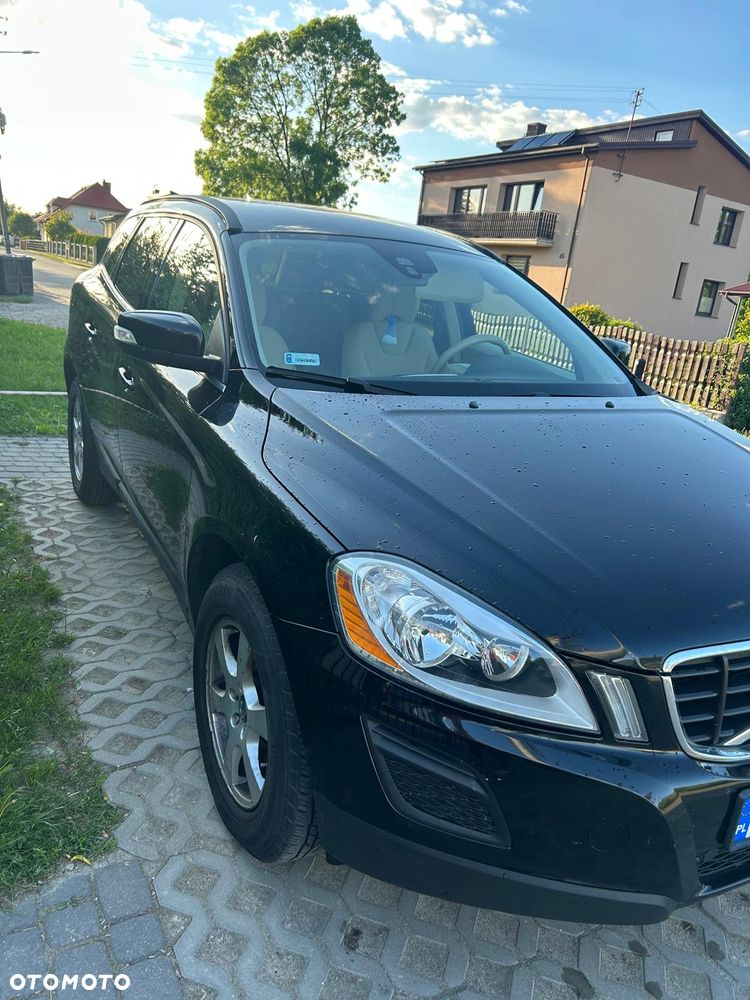 Volvo XC 60 D4 Momentum - 1