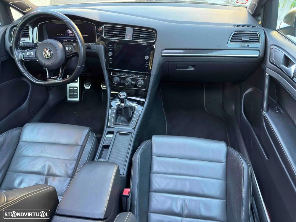 VW Golf R 4Motion (BlueMotion ) - 35