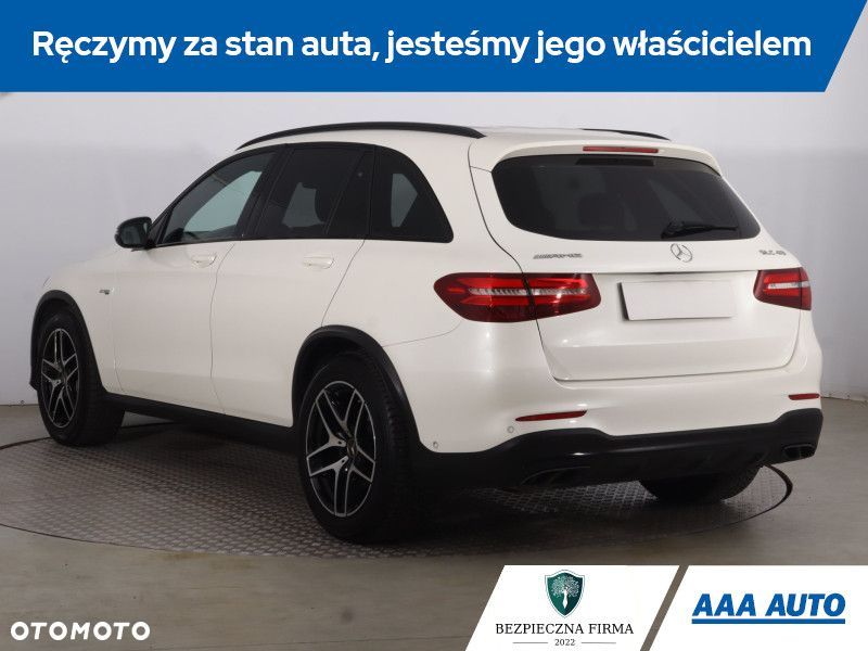 Mercedes-Benz GLC - 6