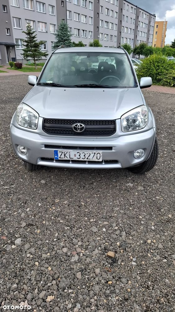 Toyota RAV4 - 6