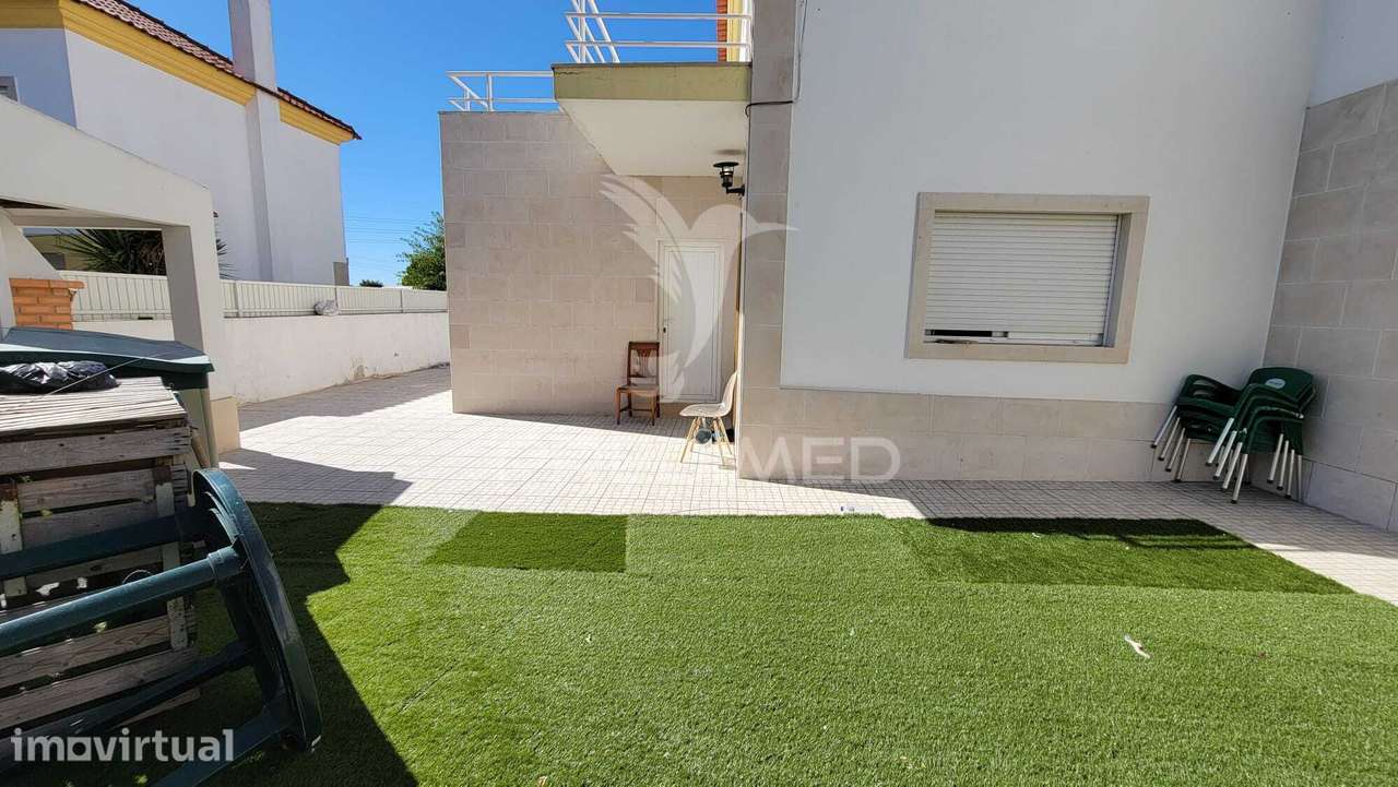 Moradia T5 Santo António da Charneca - Grande imagem: 4/6