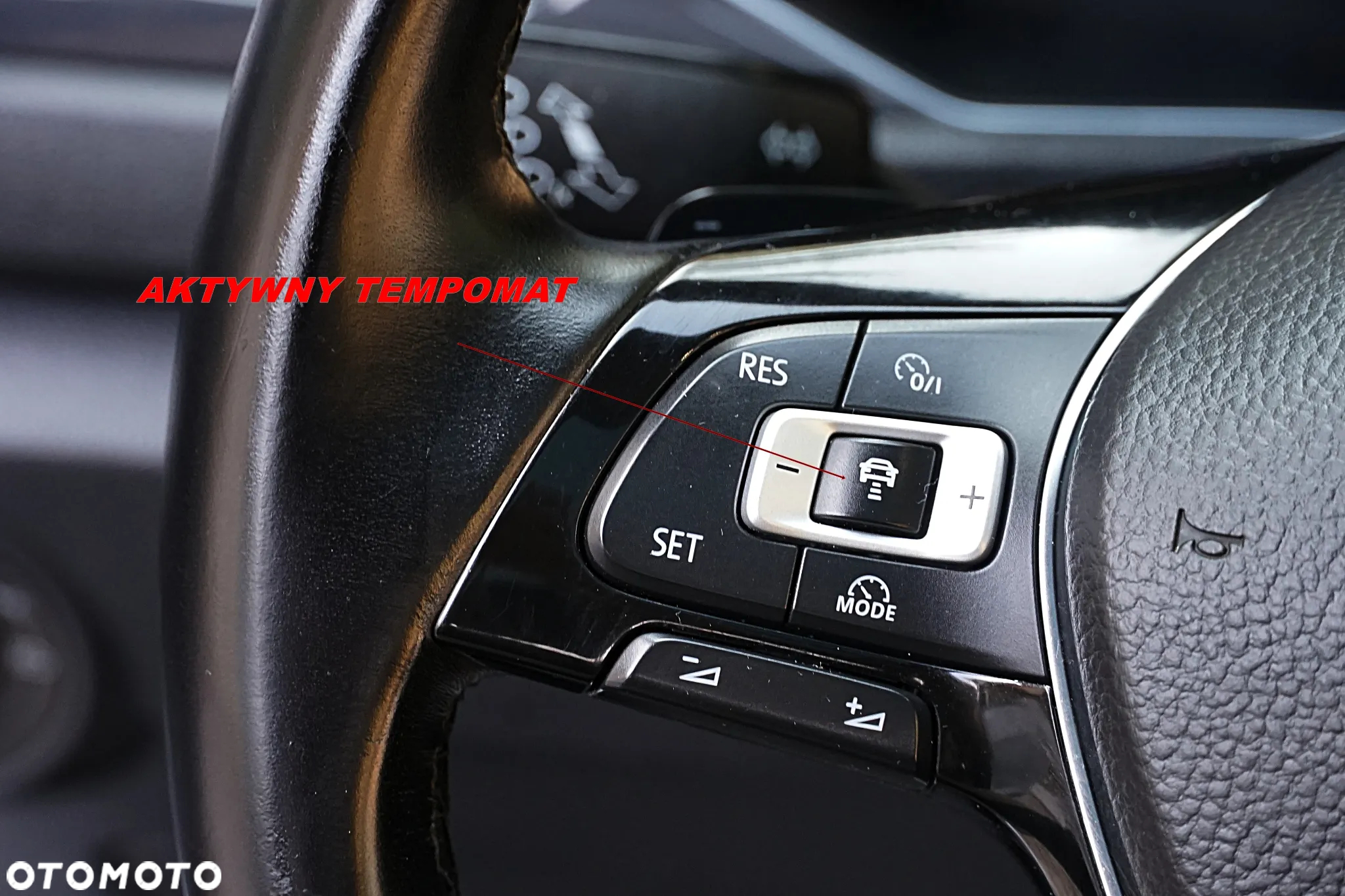 Volkswagen T-Roc 2.0 TDI SCR 4MOTION DSG R-Line - 22