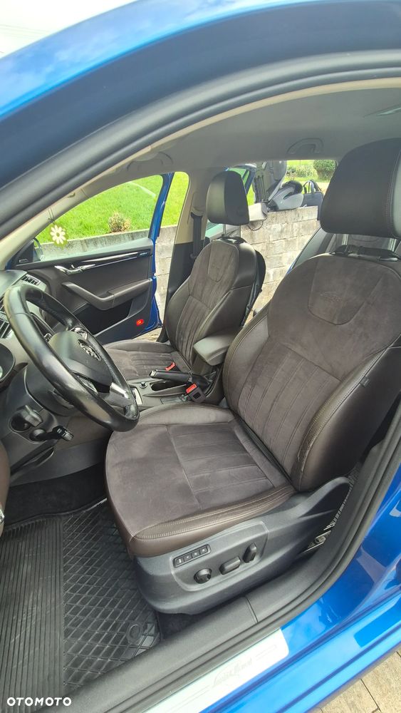Skoda Octavia 2.0 TDI 4x4 L&K DSG - 7