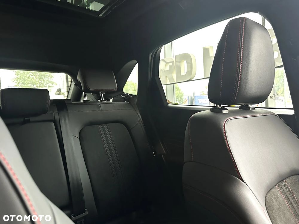 Ford Kuga 2.5 FHEV FWD ST-Line X - 11