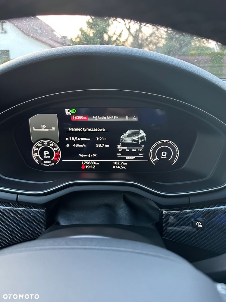 Audi RS4 Limousine - 20