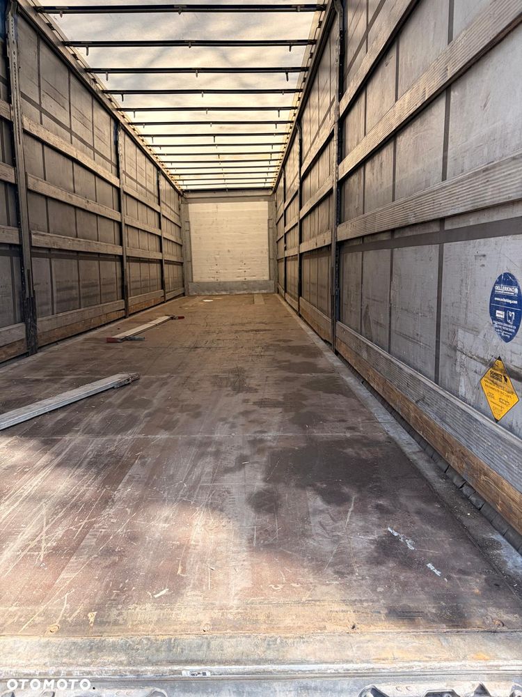 Schmitz Cargobull - 3