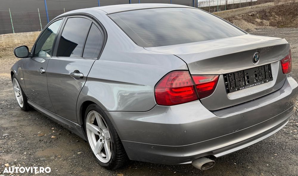 BMW Seria 3 320d DPF Aut. - 3