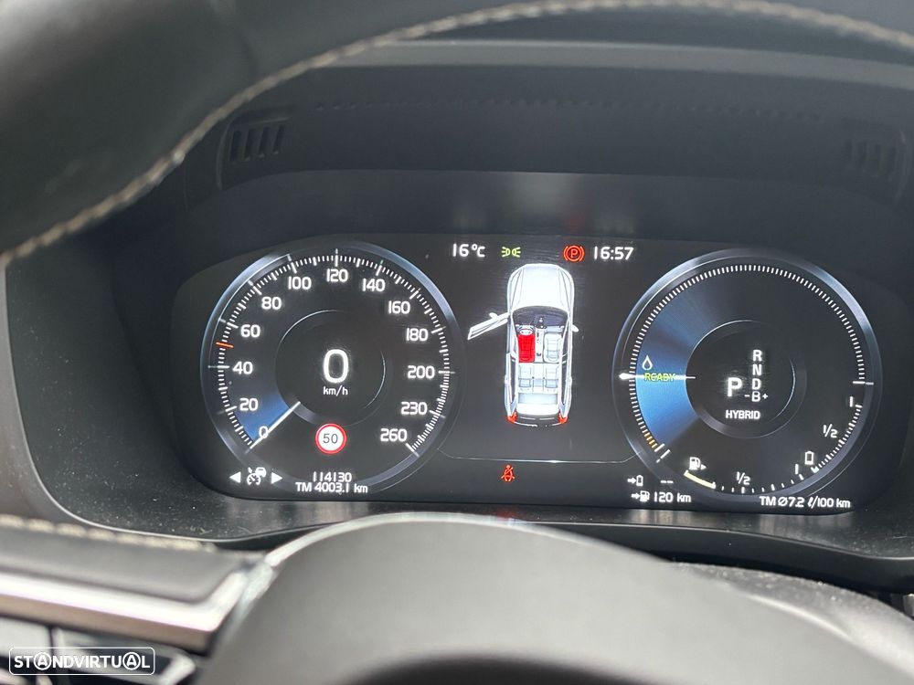 Volvo XC 60 2.0 T8 PHEV R-Design AWD - 10