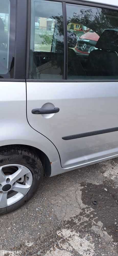 Volkswagen Touran 1.9 TDI DPF Conceptline DSG - 5