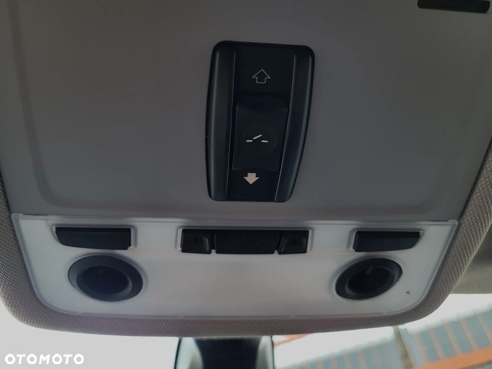 BMW Seria 1 118d - 22