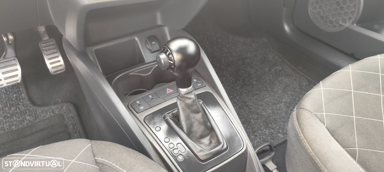 SEAT Ibiza SC 1.4 TSI Cupra DSG - 17