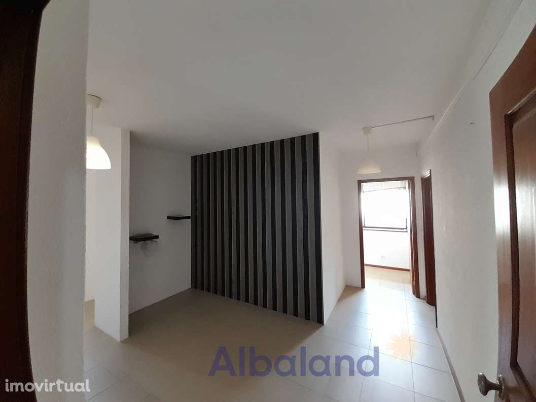 Escritório – Centro da cidade (por cima da segurança social) - Grande imagem: 4/8