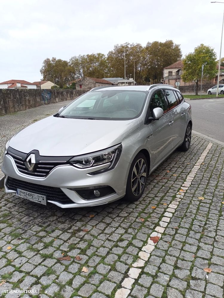 Renault Mégane Sport Tourer 1.5 Blue dCi Bose Edition EDC - 2