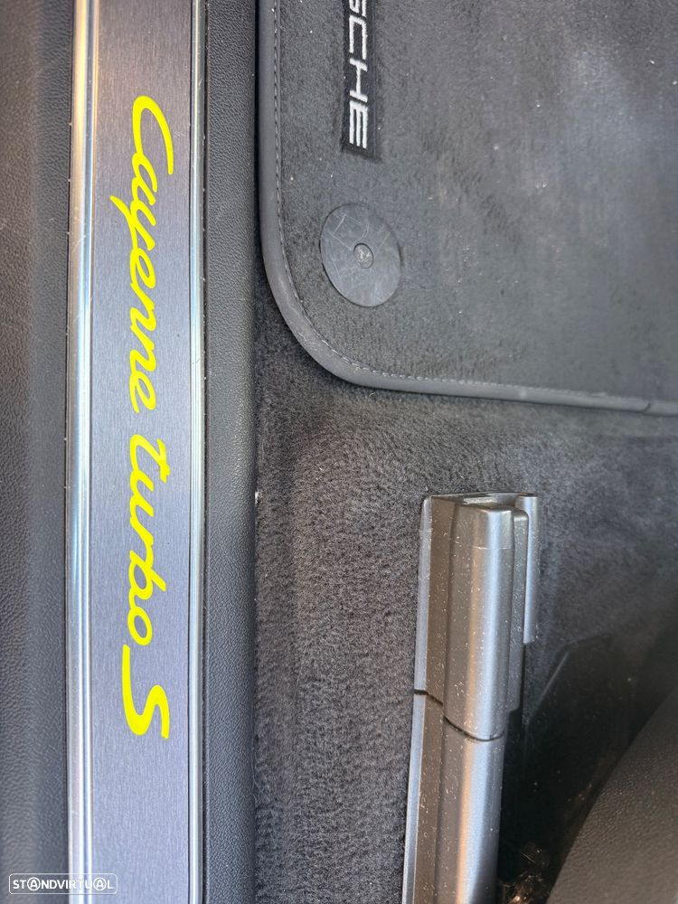 Porsche Cayenne Coupé Turbo S E-Hybrid Tiptronic S - 10