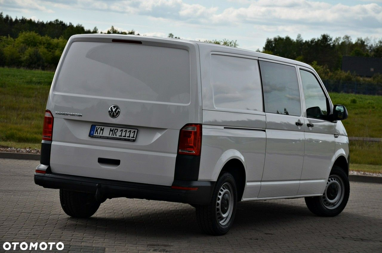 Volkswagen Transporter - 9