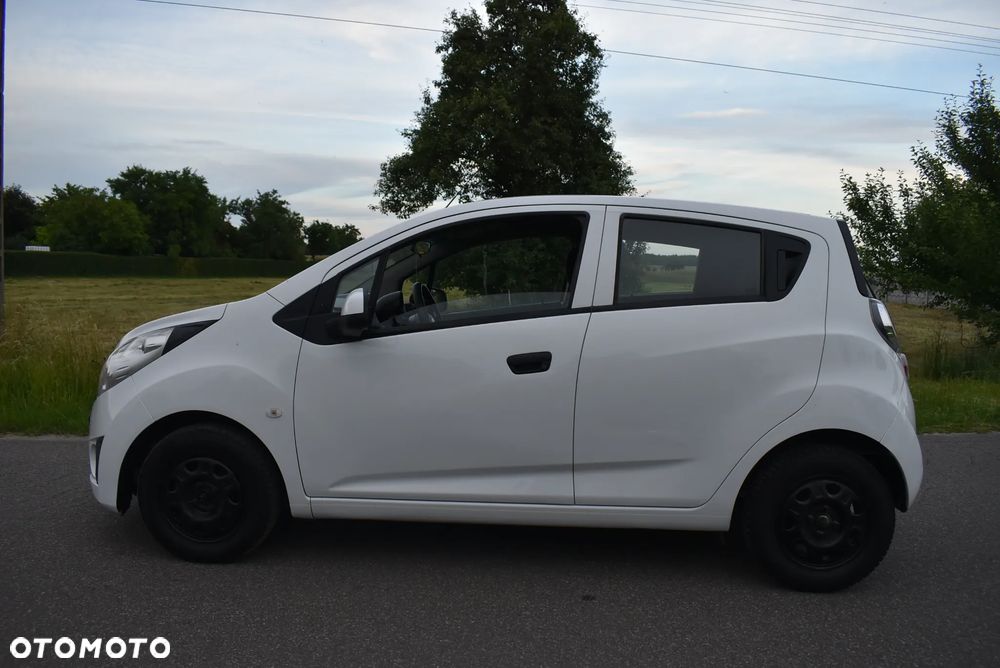 Chevrolet Spark - 4