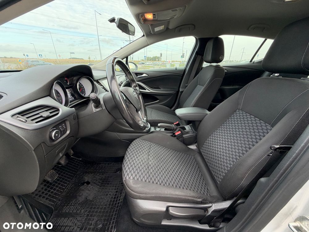 Opel Astra 1.6 CDTI Enjoy S&S - 16
