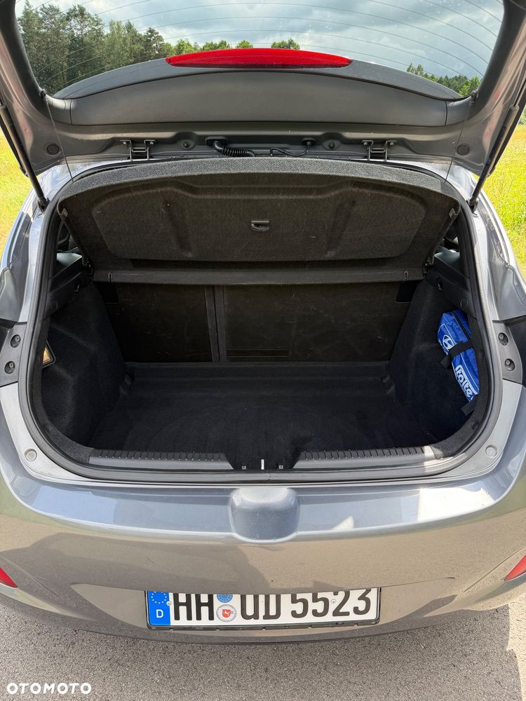 Hyundai i30 1.4 CRDi Advantage - 9