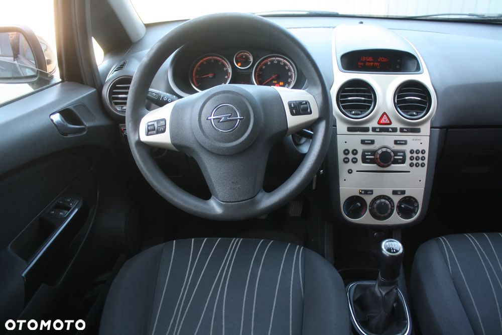 Opel Corsa 1.2 16V Selection 110 Jahre - 19