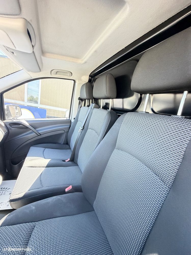 Mercedes-Benz VITO 110CDI 3 LUGARES NACIONAL 1 MAO LIVRETE DEDUZ IVA - 23