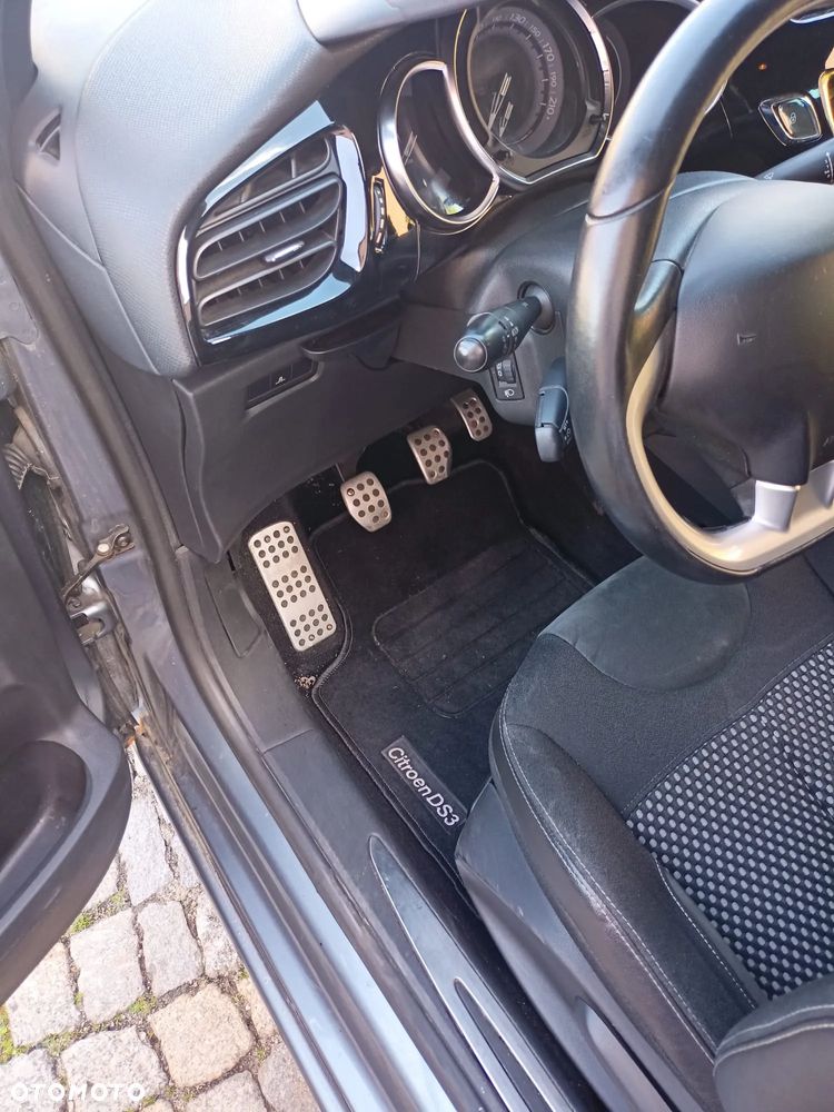 Citroën DS3 1.6 THP SportChic - 3