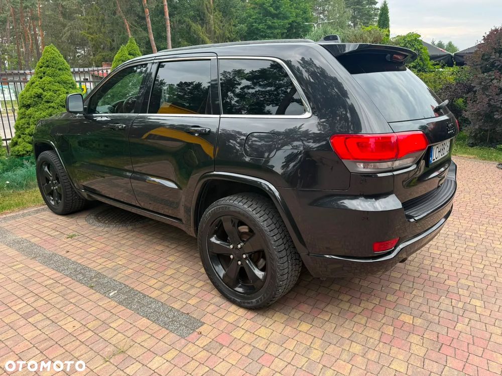 Jeep Grand Cherokee - 20